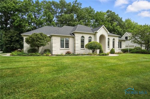 8076 Trent Lock Dr, Waterville, OH, 43566-9416 | Card Image