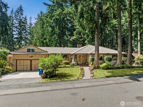 13237 8th Ave Nw, Seattle, WA, 98177-4028 | Card Image
