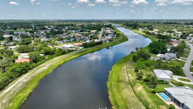 472 Sw Aster Rd, House other with 2 bedrooms, 2 bathrooms and null parking in Port St. Lucie FL | Image 24