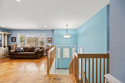 11 Castle Dr, Spring Valley, NY, 10977-6522 | Card Image