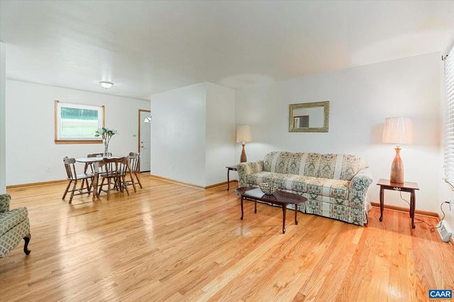 1321 E Main St, House other with 3 bedrooms, 1 bathrooms and null parking in WAYNESBORO VA | Image 6