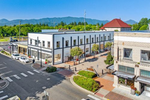 115 Main Ave, Tillamook, OR, 97141-2240 | Card Image