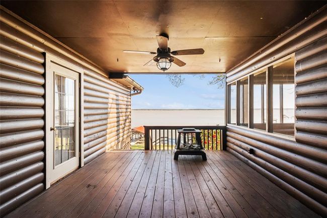 221 Kokomo Run, House other with 3 bedrooms, 2 bathrooms and 2 parking in Pointblank TX | Image 4