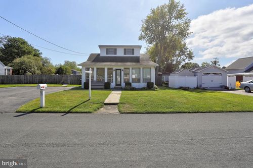 7821 Bodkin View Dr, PASADENA, MD, 21122-3615 | Card Image