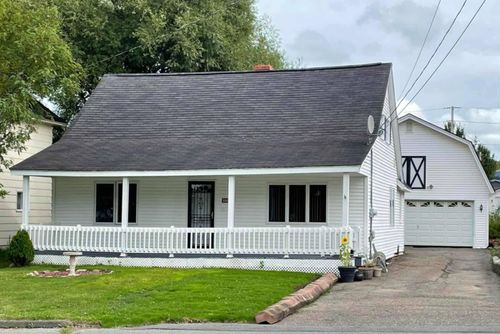 156 Pleasant Avenue, Madawaska, ME, 04756 | Card Image