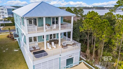 927 Heron Point Dr, Gulf Shores, AL, 36542-6384 | Card Image
