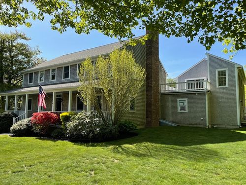 55 William St, Dartmouth, MA, 02748-3724 | Card Image