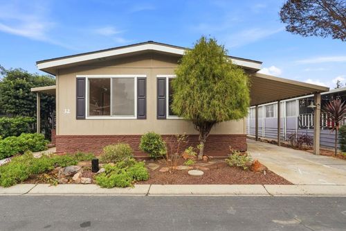 32 Quail Hollow Dr, San Jose, CA, 95128-4528 | Card Image