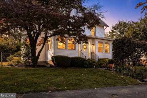 2 E Delaware Ave, WILMINGTON, DE, 19809-1509 | Card Image