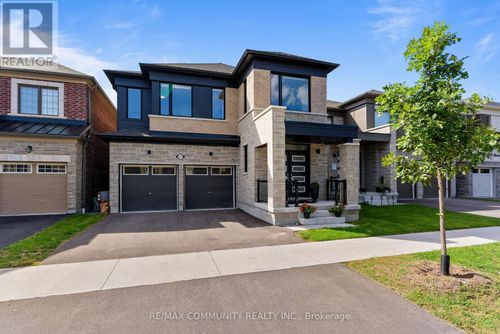 2879 Foxden Sq, Pickering, ON, L1X0N9 | Card Image