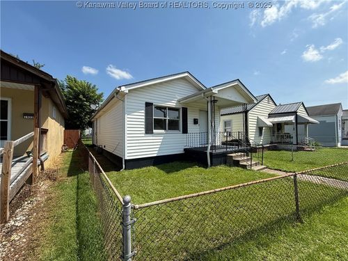 1924 Mckinley Ave, Saint Albans, WV, 25177-1944 | Card Image