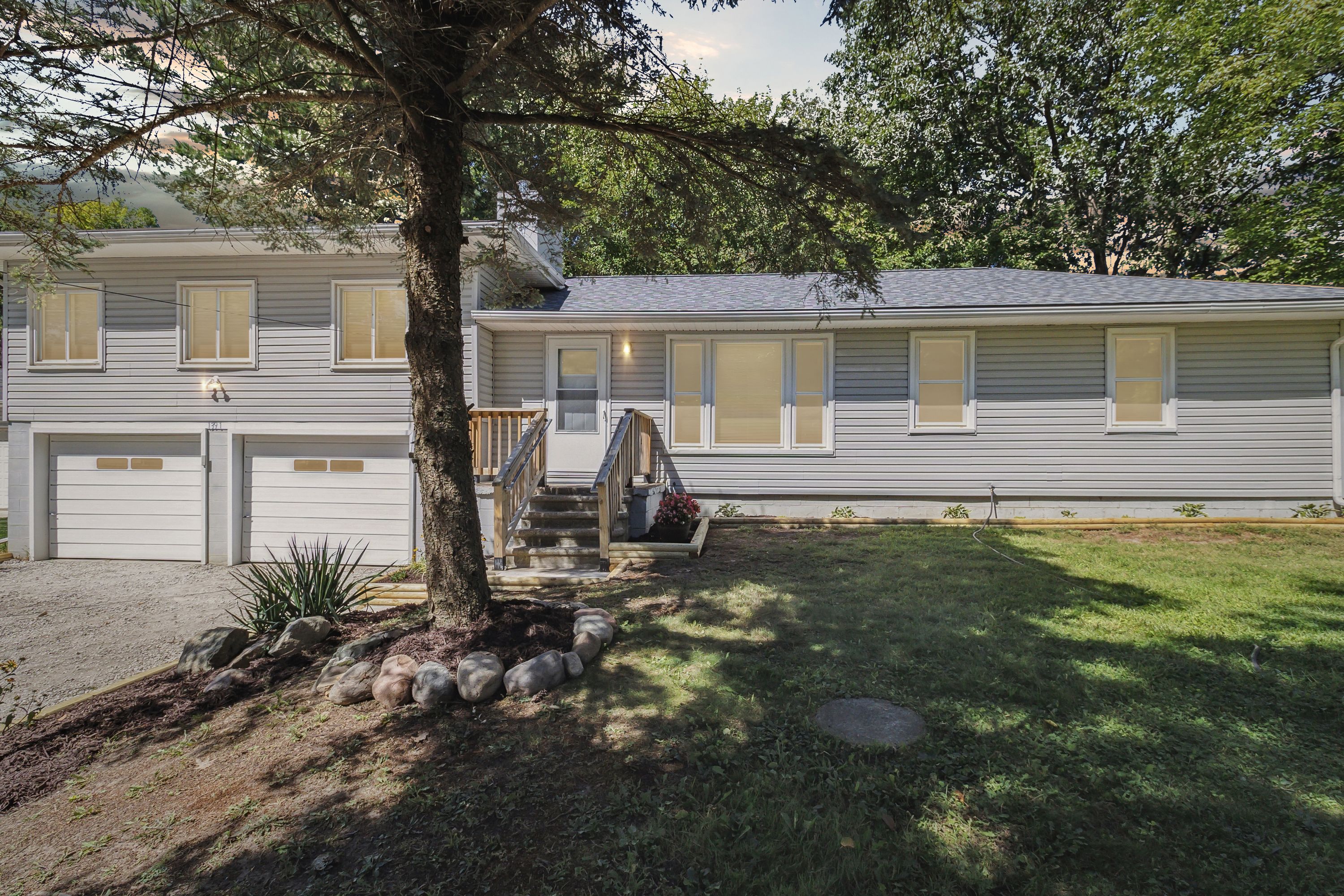 Woodfield St, Lake Orion, MI 48362