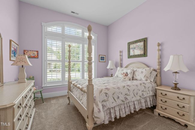 Guest Room Filled With Natural Light | Image 32