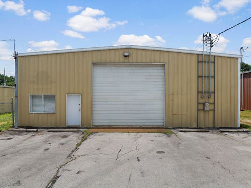 1107 Buffalo Rd, Lawrenceburg, TN, 38464-2013 | Card Image