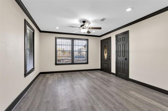 3346 Reeves St, House other with 3 bedrooms, 2 bathrooms and 1 parking in Houston TX | Image 9