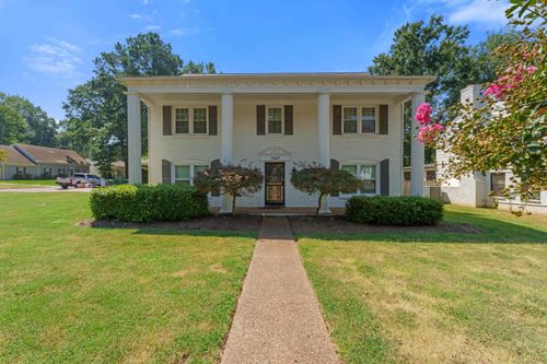 7547 Neshoba Rd, Germantown, TN, 38138-2112 | Card Image