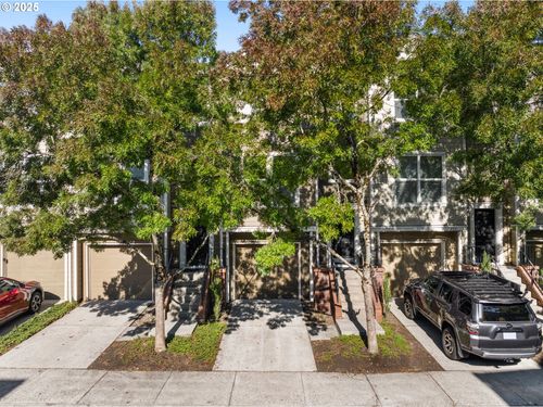 2635 Nw Kennedy Ct, Portland, OR, 97229-8153 | Card Image