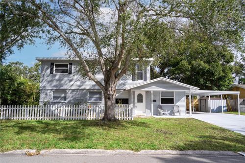 7991 24th Ave N, ST PETERSBURG, FL, 33710-3736 | Card Image