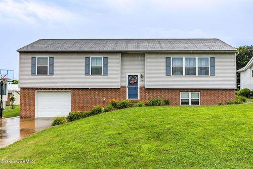 34 Walnut Ridge Ests, Middleburg, PA, 17842-9110 | Card Image