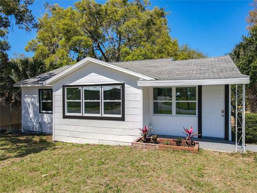 218 W Magnolia St, CLERMONT, FL, 34711-3064 | Card Image