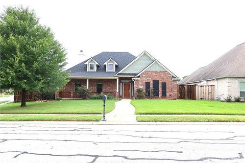 3915 Devrne Dr, College Station, TX, 77845-4059 | Card Image