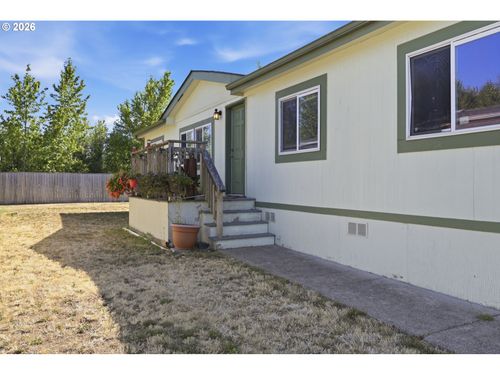 98-310 Pitney Ln, Junction City, OR, 97448-9677 | Card Image