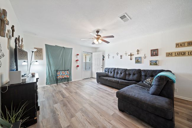 1213 Ridgeroad Dr, House other with 2 bedrooms, 1 bathrooms and 1 parking in Big Spring TX | Image 5