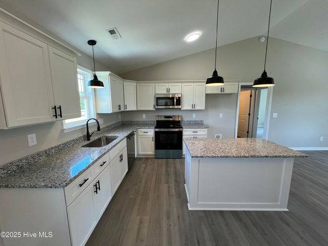 82 Asher Pointe Way, House other with 3 bedrooms, 2 bathrooms and 1 parking in Benson NC | Image 5