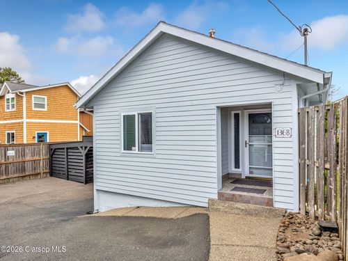 b-136 3rd Ave, Seaside, OR, 97138-5924 | Card Image