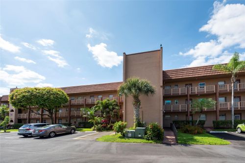 303-9540 Sunrise Lakes Blvd, Sunrise, FL, 33322 | Card Image