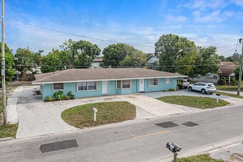 607 Palm Ave, Fort Pierce, FL, 34982-6006 | Card Image