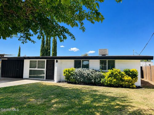 43253 E 6th Street, Lancaster, CA, 93535 | Card Image