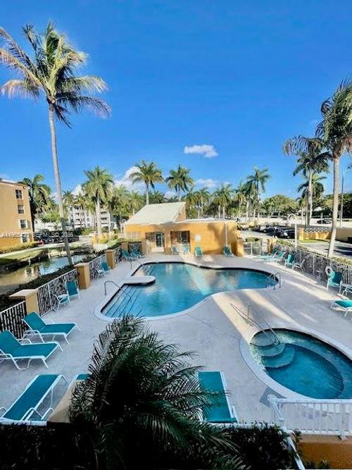 apt-202-1450 Se 3rd Ave, Dania Beach, FL, 33004-5508 | Card Image