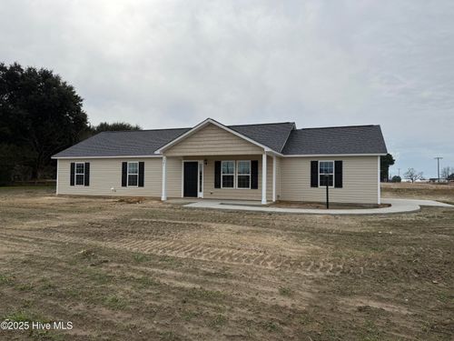 1581 Thunder Swamp Rd, Mount Olive, NC, 28365-7655 | Card Image