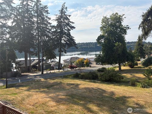 10142 Steamboat Island Rd Nw, Olympia, WA, 98502-9737 | Card Image
