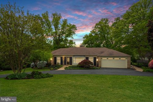 3227 Valley Ln, FALLS CHURCH, VA, 22044-1740 | Card Image