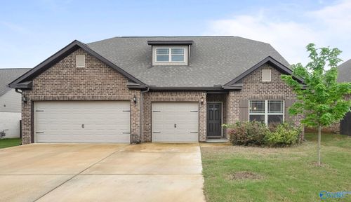 116 Pennington Ave, Huntsville, AL, 35811-8143 | Card Image