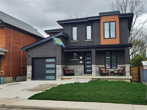 lower-204 Homewood Ave, Hamilton, ON, L8P2M5 | Card Image