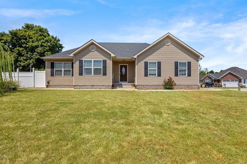 300 Maple Ridge St, Bowling Green, KY, 42101-7539 | Card Image