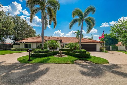 13561 Sw 111th Ave, Miami, FL, 33176-6057 | Card Image