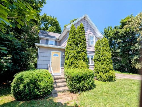 883 Brown Rd, Irondequoit, NY, 14622-2357 | Card Image