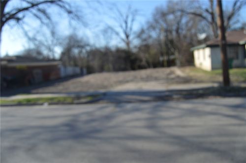 3917 Hiland Drive, Beverly Hills, TX, 76711 | Card Image