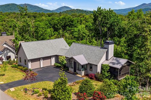 162 Riverbend Forest Dr, Asheville, NC, 28805-5400 | Card Image