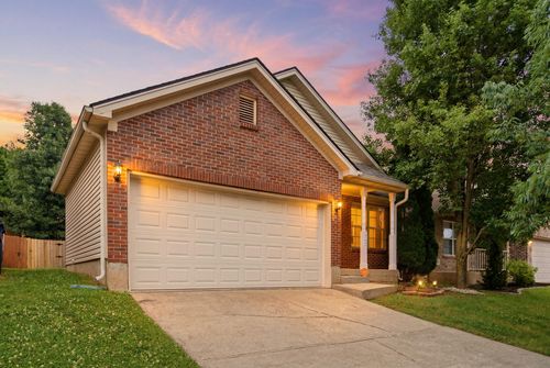 252 White Oak Trce, Lexington, KY, 40511-8867 | Card Image