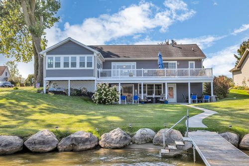 7995 Wadding Dr, Onsted, MI, 49265-9626 | Card Image