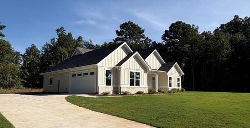 121 Marshall Rd Ne, Milledgeville, GA, 31061-9096 | Card Image