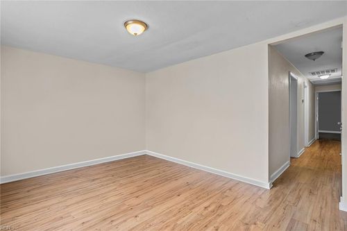 716 31st St, Newport News, VA, 23607-3551 | Card Image