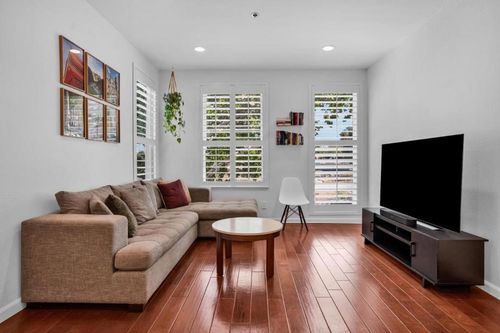 240-411 Park Ave, San Jose, CA, 95113-2261 | Card Image