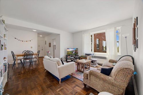 apt-6f-210 Pelham Rd, New Rochelle, NY, 10805-2501 | Card Image