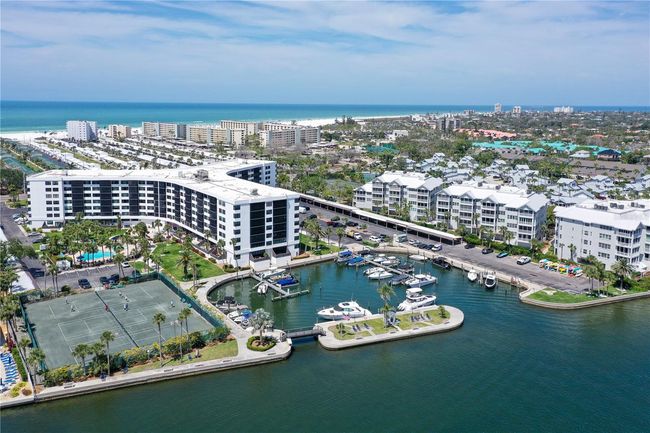 Aerial View - Tennis courts, marina | Image 19